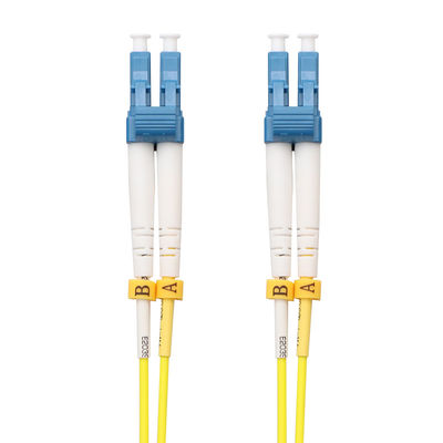 De gele Kabel van Multimode Vezelflard, Flardkoord 3 Meterupc APC van PC Sc LC ST FC